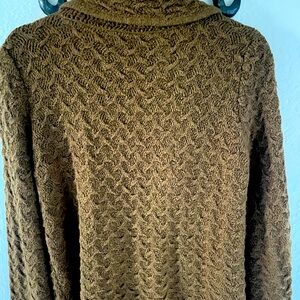 Alpaca Indigenous Vintage Cable Knit Sweater